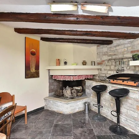 Mit Privatpool Fuer 6 Personen Ca 120 Qm In Paradiz Bei Vodnjan, Istrien Suedkueste Von Istrien Holiday home Vodnjan